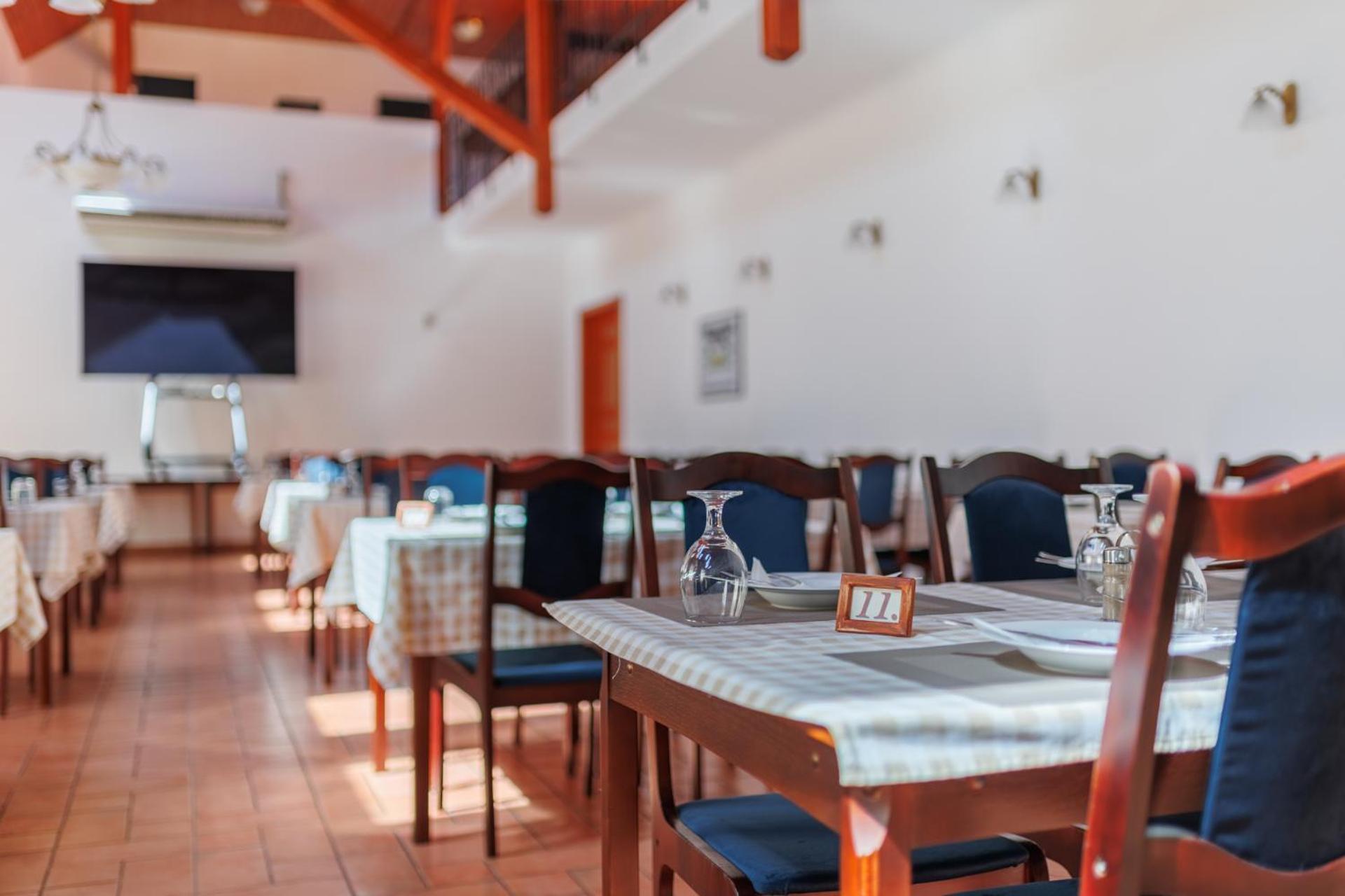 Bed and Breakfast 100 Eves Fogado Szatymaz Zewnętrze zdjęcie